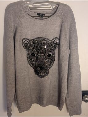 H&M Light Gray Crewneck Sweater with Sequin Leopard Motif